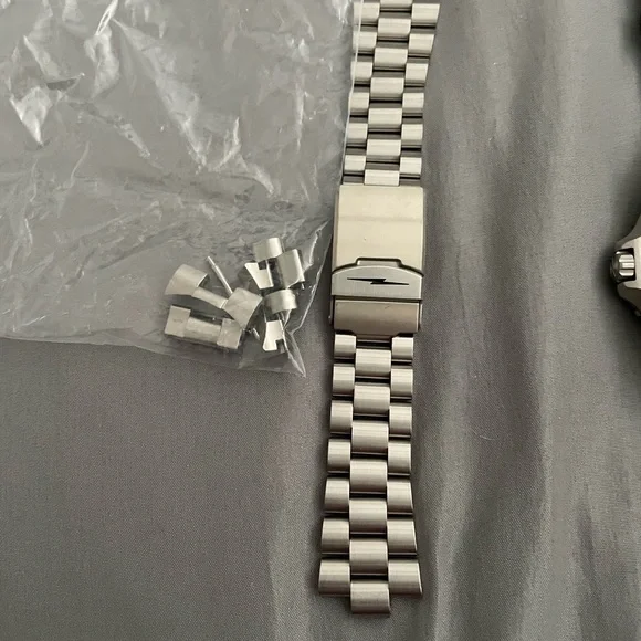 Shinola ice monster 43mm